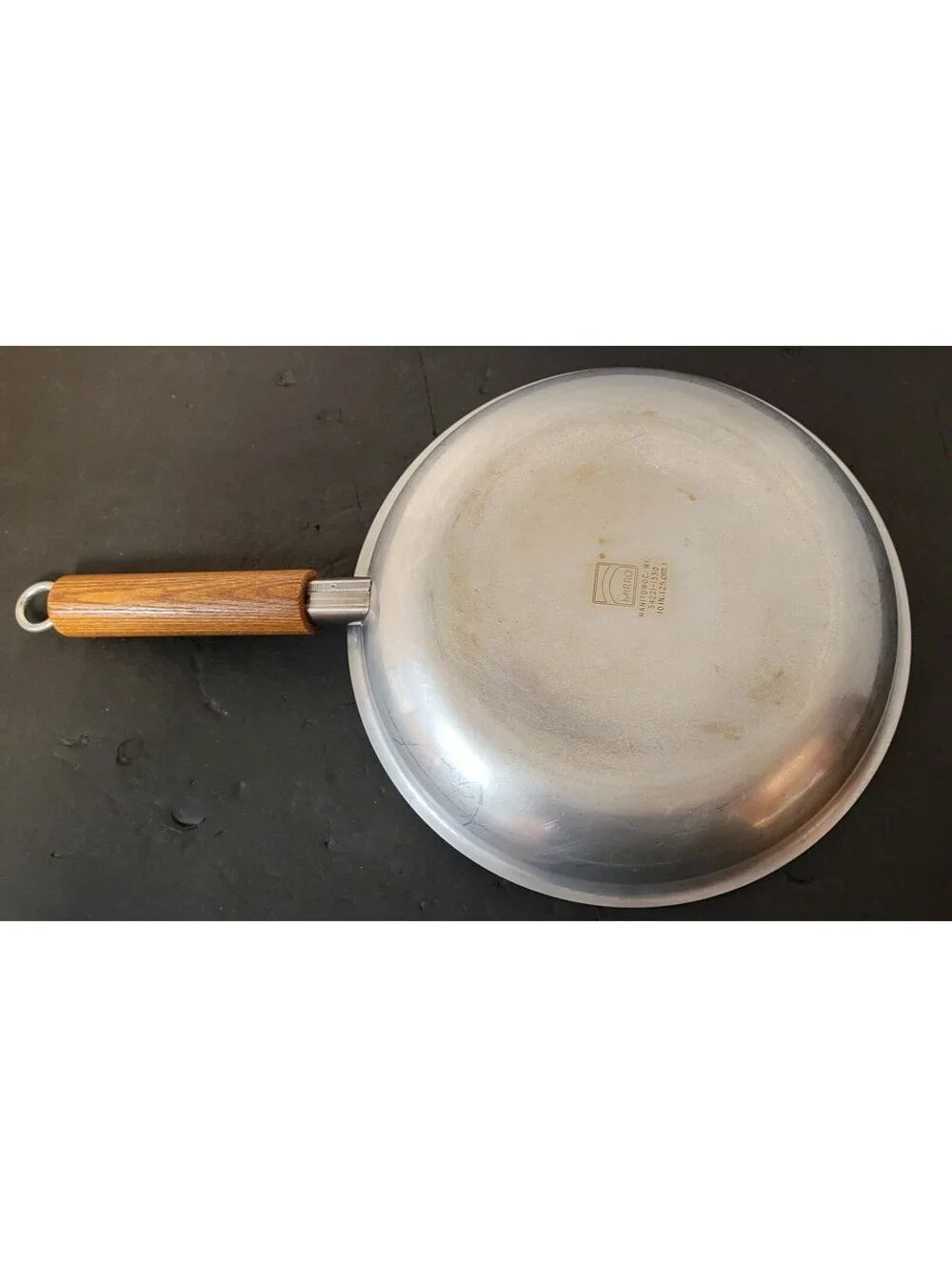 Mirro item being